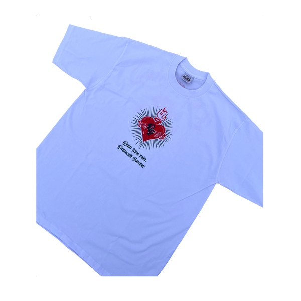PROTECTED HEART HEAVYWEIGHT TEE